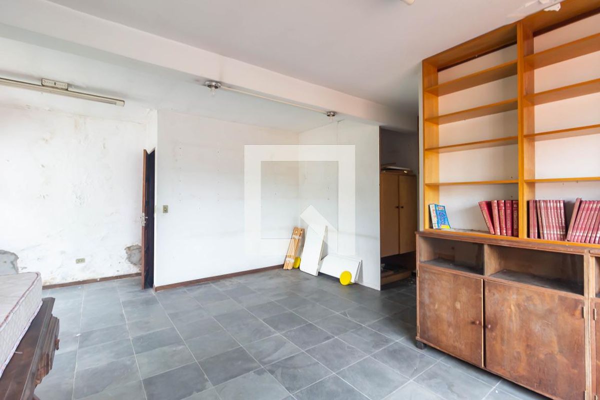Casa, 3 quartos, 250 m² - Foto 44