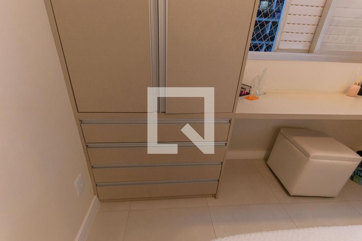 Apartamento à Venda - Cambuí, 1 Quarto,  55 m2 em , Campinas - sp | SoloBR