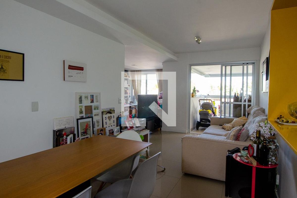 Apartamento, 3 quartos, 90 m² - Foto 2