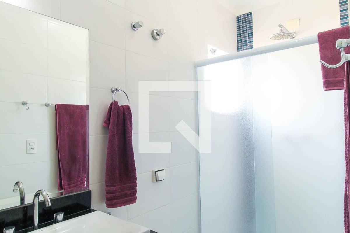 Casa, 3 quartos, 250 m² - Foto 44