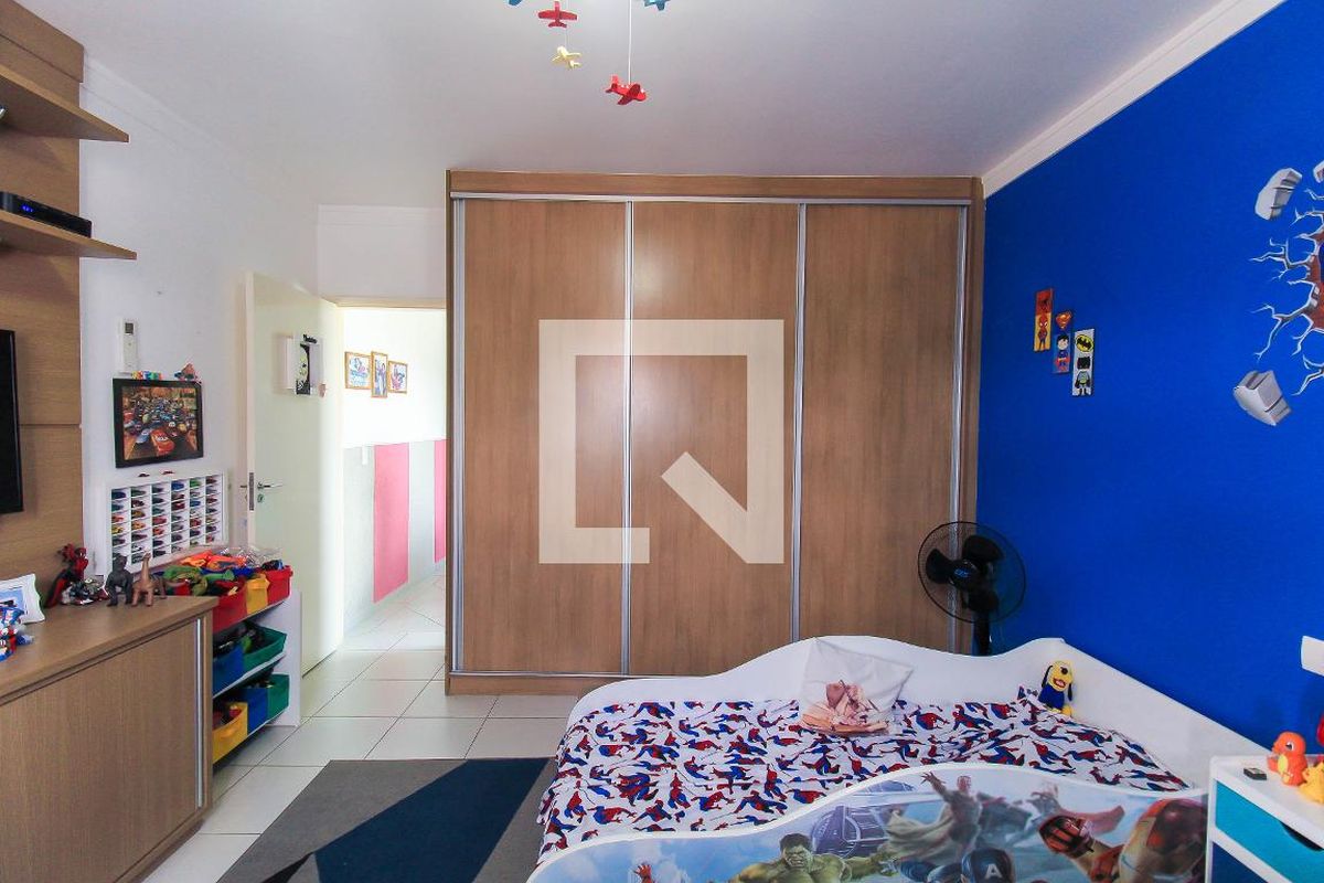 Casa, 3 quartos, 250 m² - Foto 24