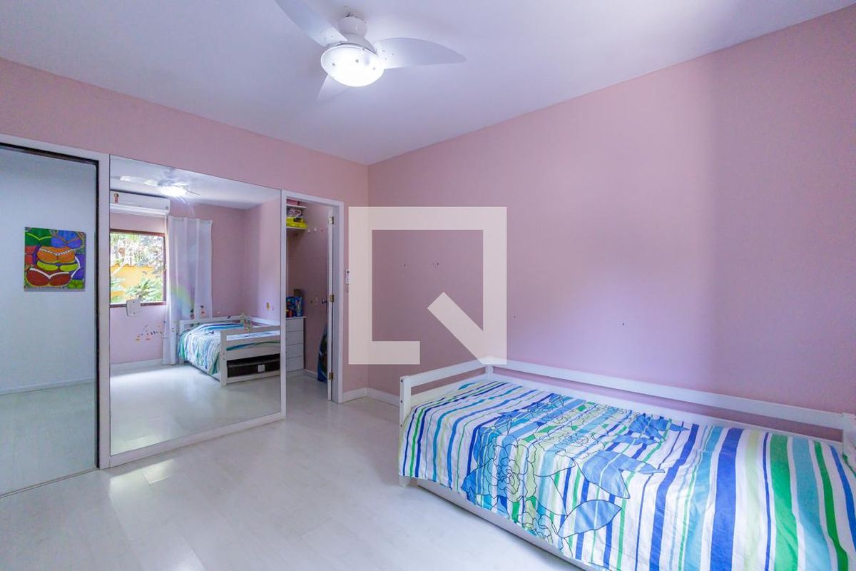 Casa, 4 quartos, 380 m² - Foto 54