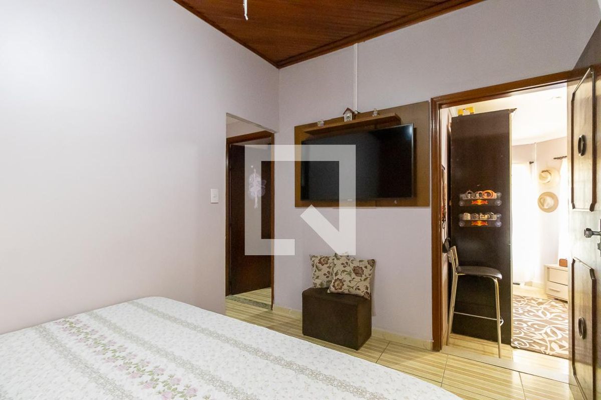 Casa à Venda - Cambuí, 3 Quartos,  93 m2 em , Campinas - sp | SoloBR