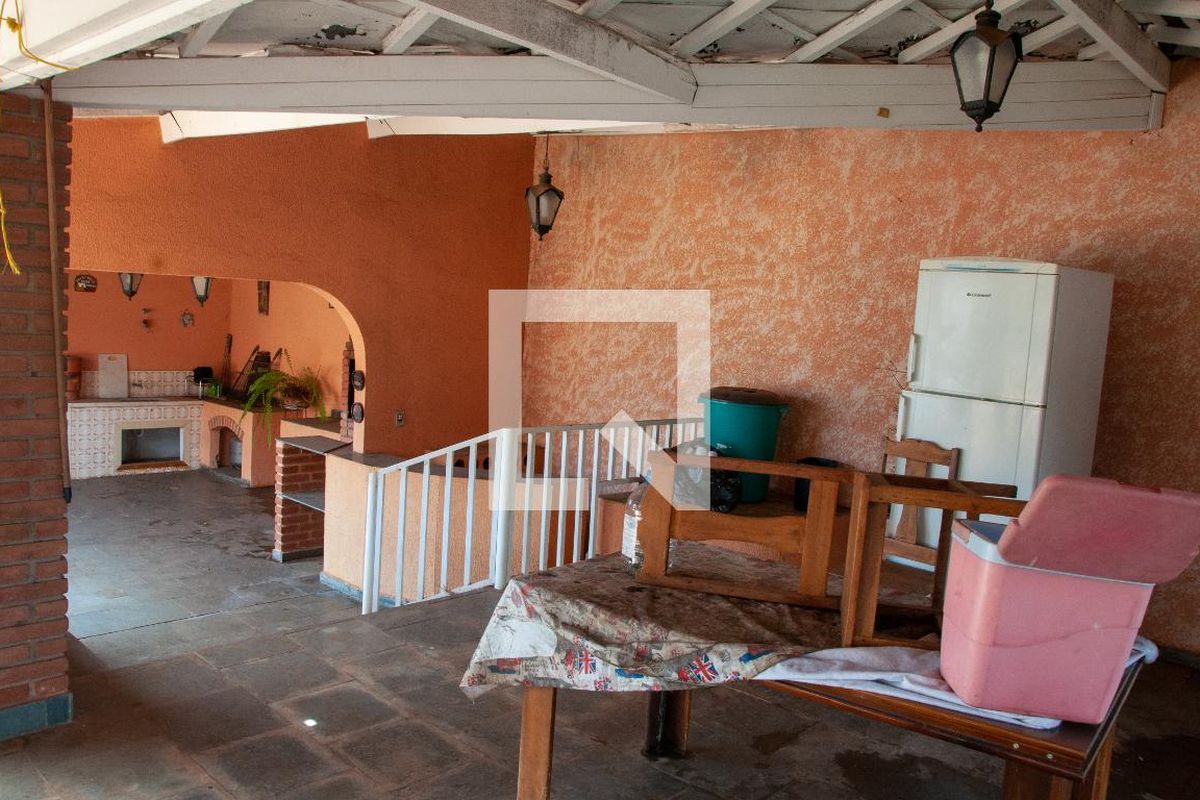 Casa à Venda - Mansões Santo Antônio, 4 Quartos,  464 m2 em , Campinas - sp | SoloBR