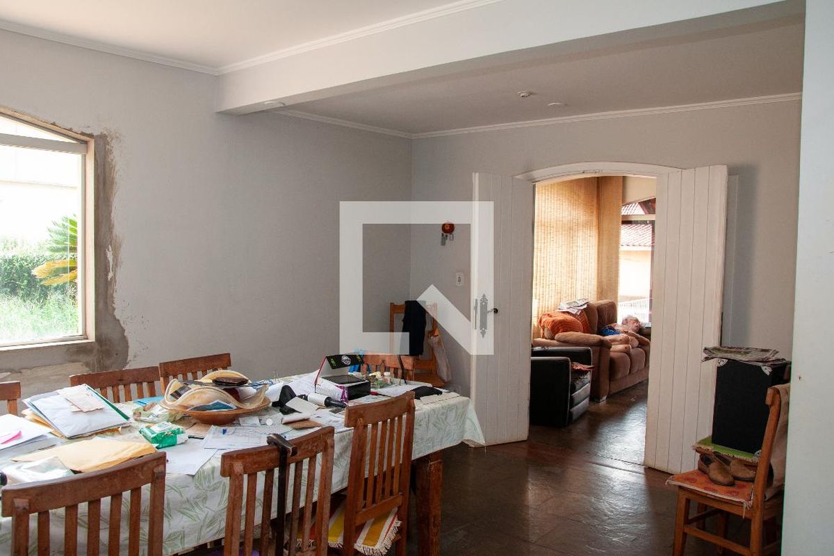 Casa à Venda - Mansões Santo Antônio, 4 Quartos,  464 m2 em , Campinas - sp | SoloBR