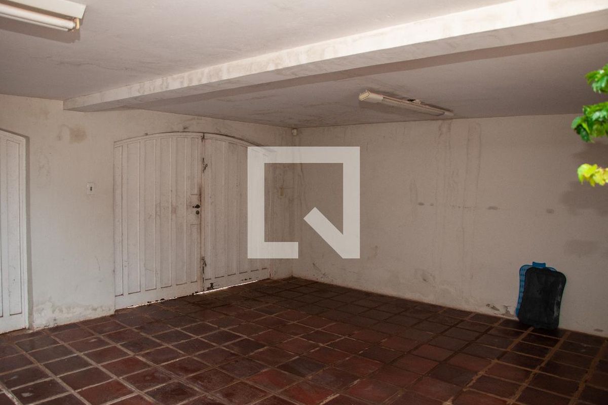 Casa à Venda - Mansões Santo Antônio, 4 Quartos,  464 m2 em , Campinas - sp | SoloBR