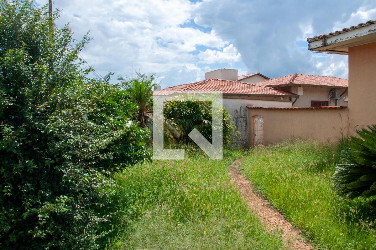 Casa à Venda - Mansões Santo Antônio, 4 Quartos,  464 m2 em , Campinas - sp | SoloBR