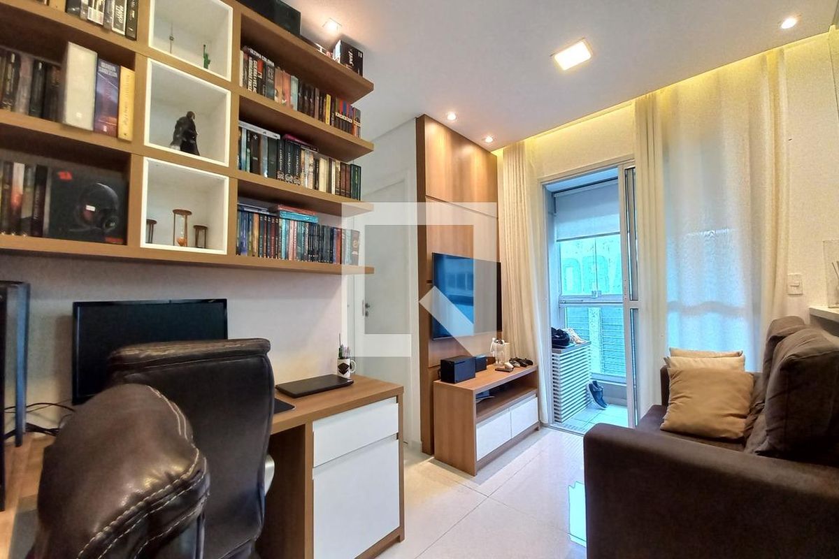 Apartamento à Venda - Centro, 1 Quarto,  40 m2 em , Campinas - sp | SoloBR