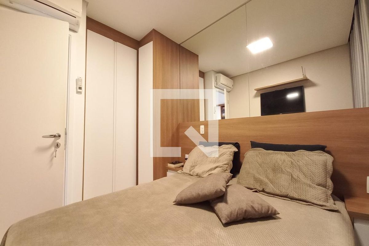 Apartamento à Venda - Centro, 1 Quarto,  40 m2 em , Campinas - sp | SoloBR