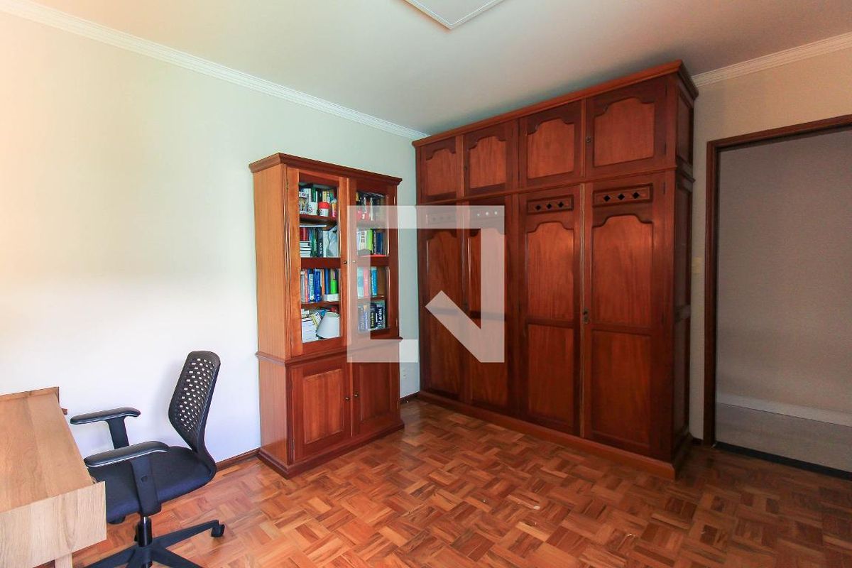 Casa, 3 quartos, 281 m² - Foto 34