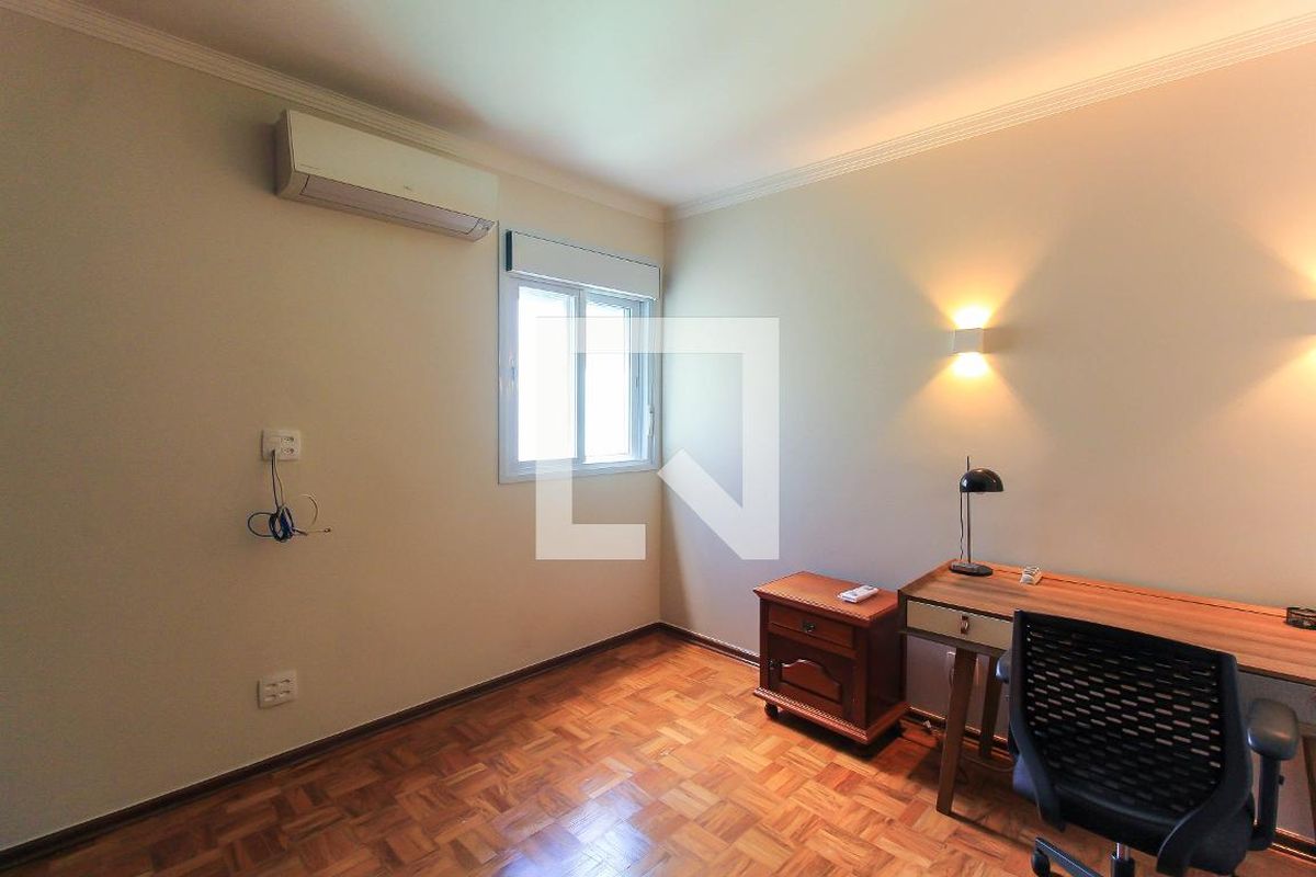 Casa, 3 quartos, 281 m² - Foto 36