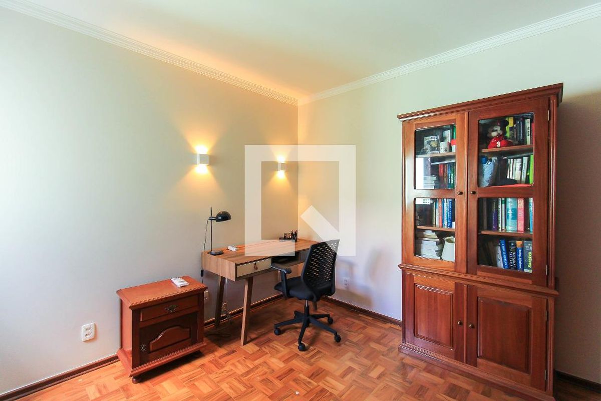 Casa, 3 quartos, 281 m² - Foto 32