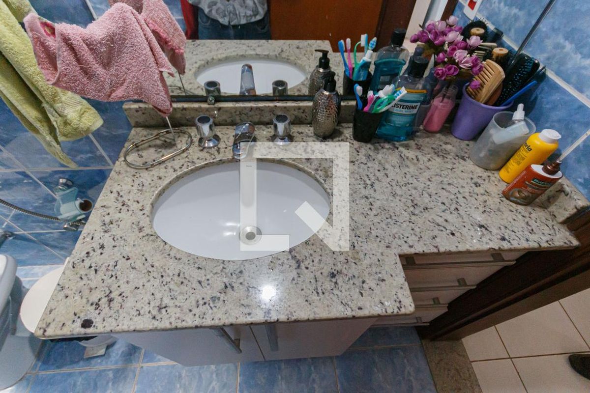 Casa à Venda - Vila Brandina, 3 Quartos,  220 m2 em , Campinas - sp | SoloBR