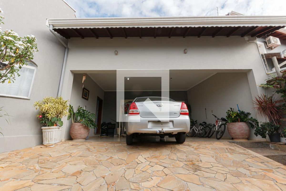 Casa à Venda - Vila Brandina, 3 Quartos,  220 m2 em , Campinas - sp | SoloBR