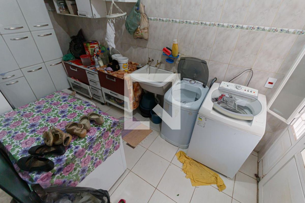 Casa à Venda - Vila Brandina, 3 Quartos,  220 m2 em , Campinas - sp | SoloBR