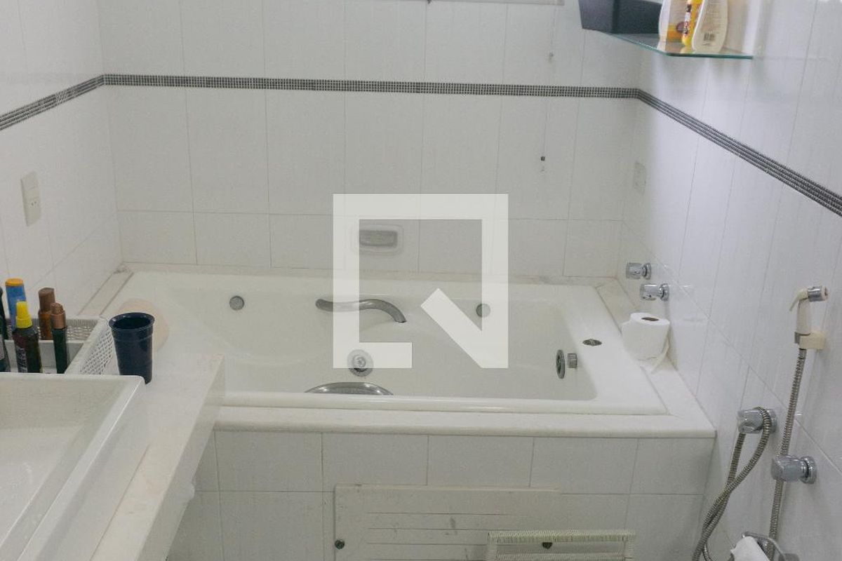 Apartamento, 3 quartos, 210 m² - Foto 41