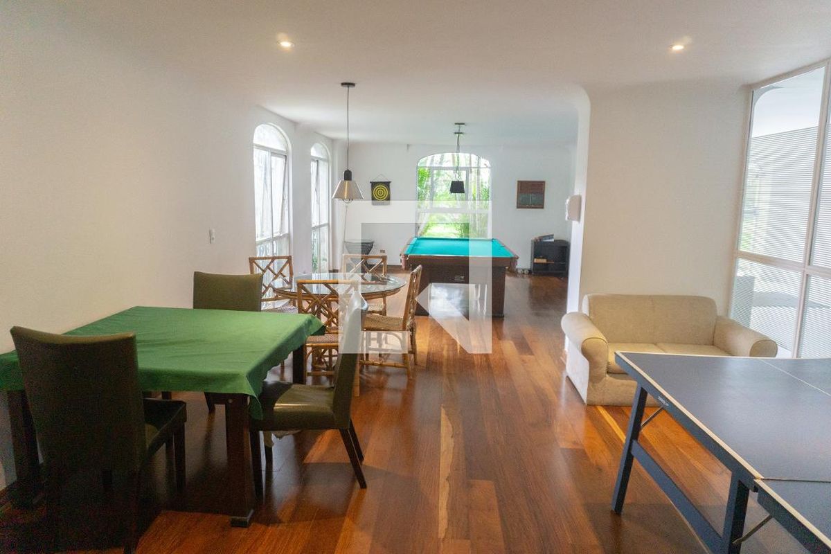 Apartamento, 3 quartos, 210 m² - Foto 113