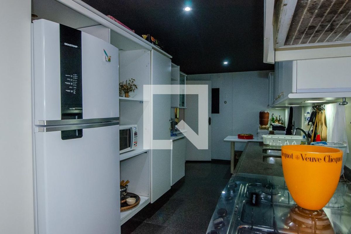 Apartamento, 3 quartos, 180 m² - Foto 116