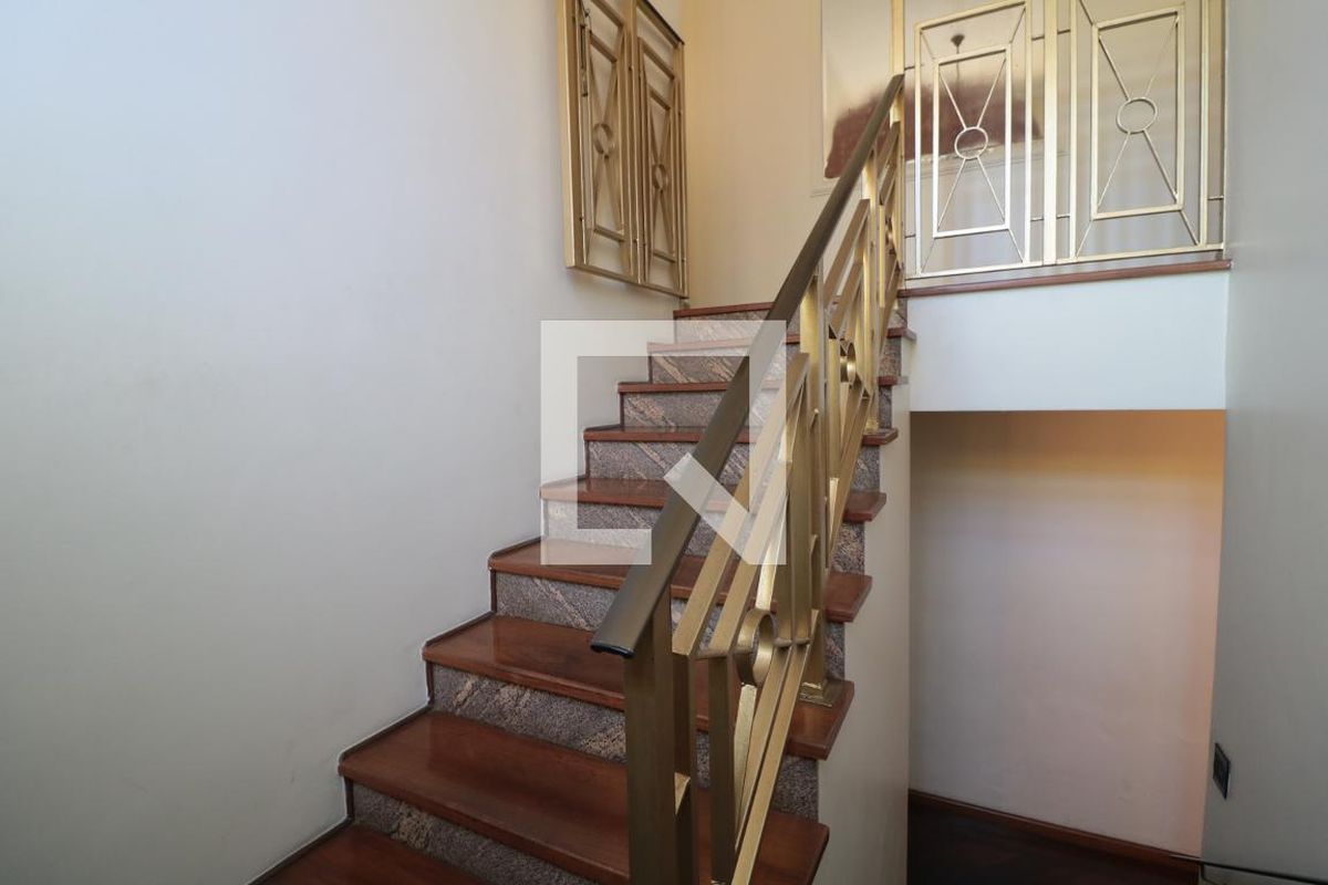 Casa, 5 quartos, 255 m² - Foto 47