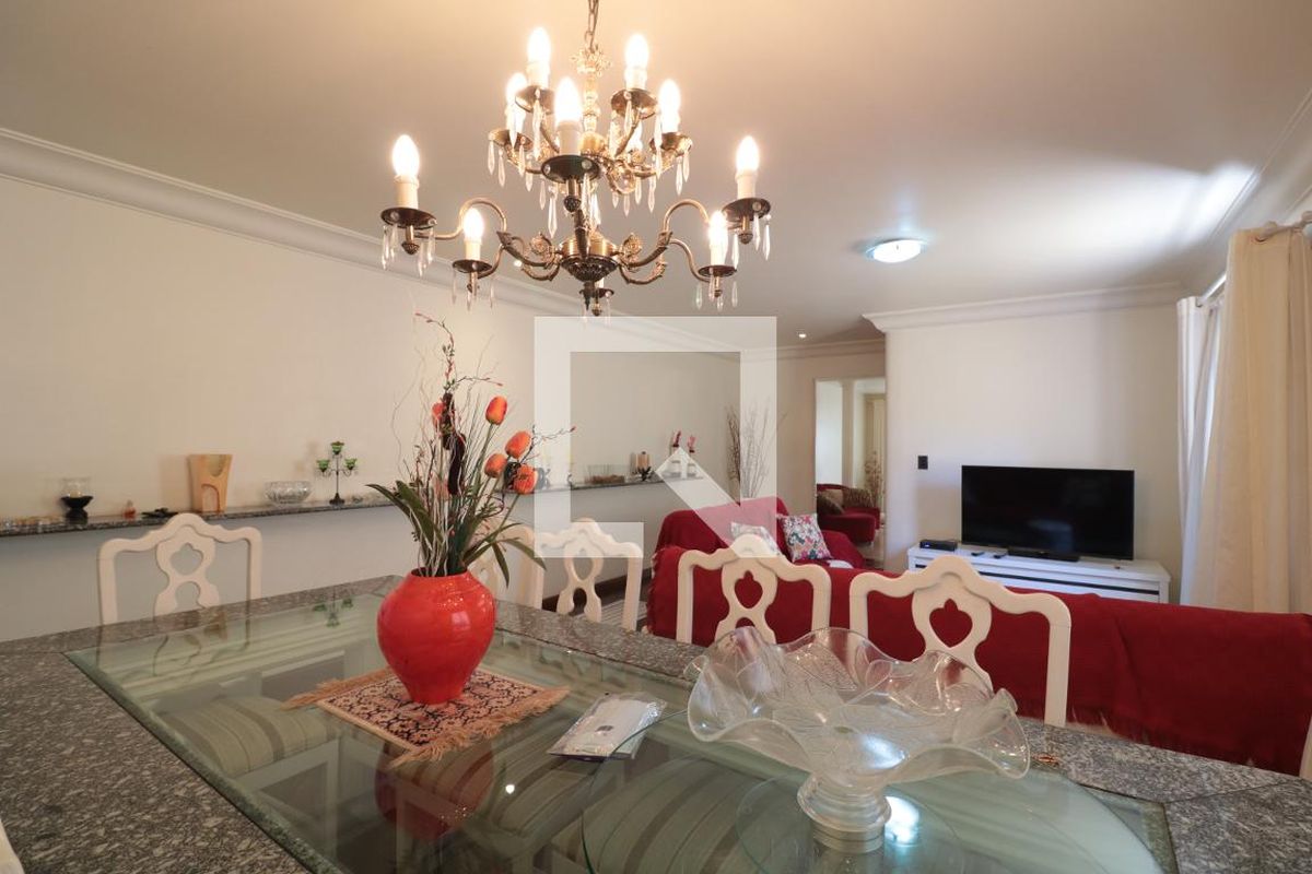 Casa, 5 quartos, 255 m² - Foto 8
