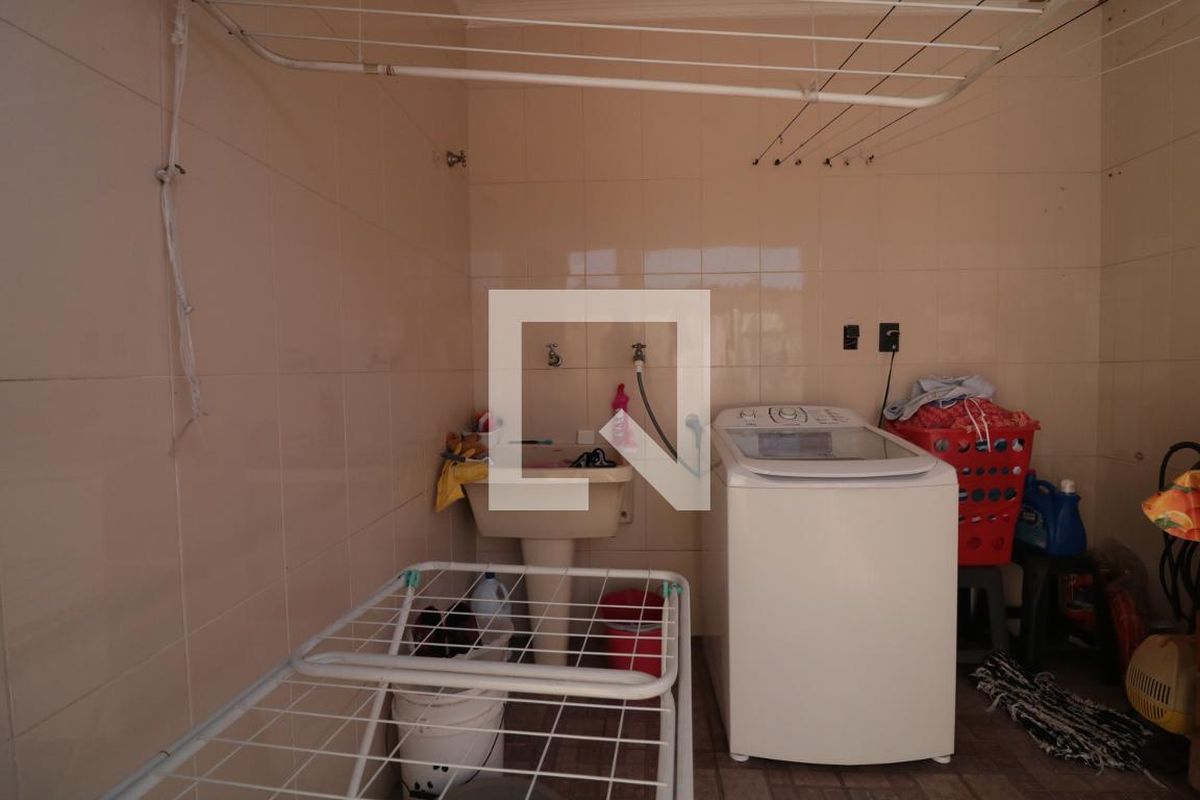 Casa, 5 quartos, 255 m² - Foto 54