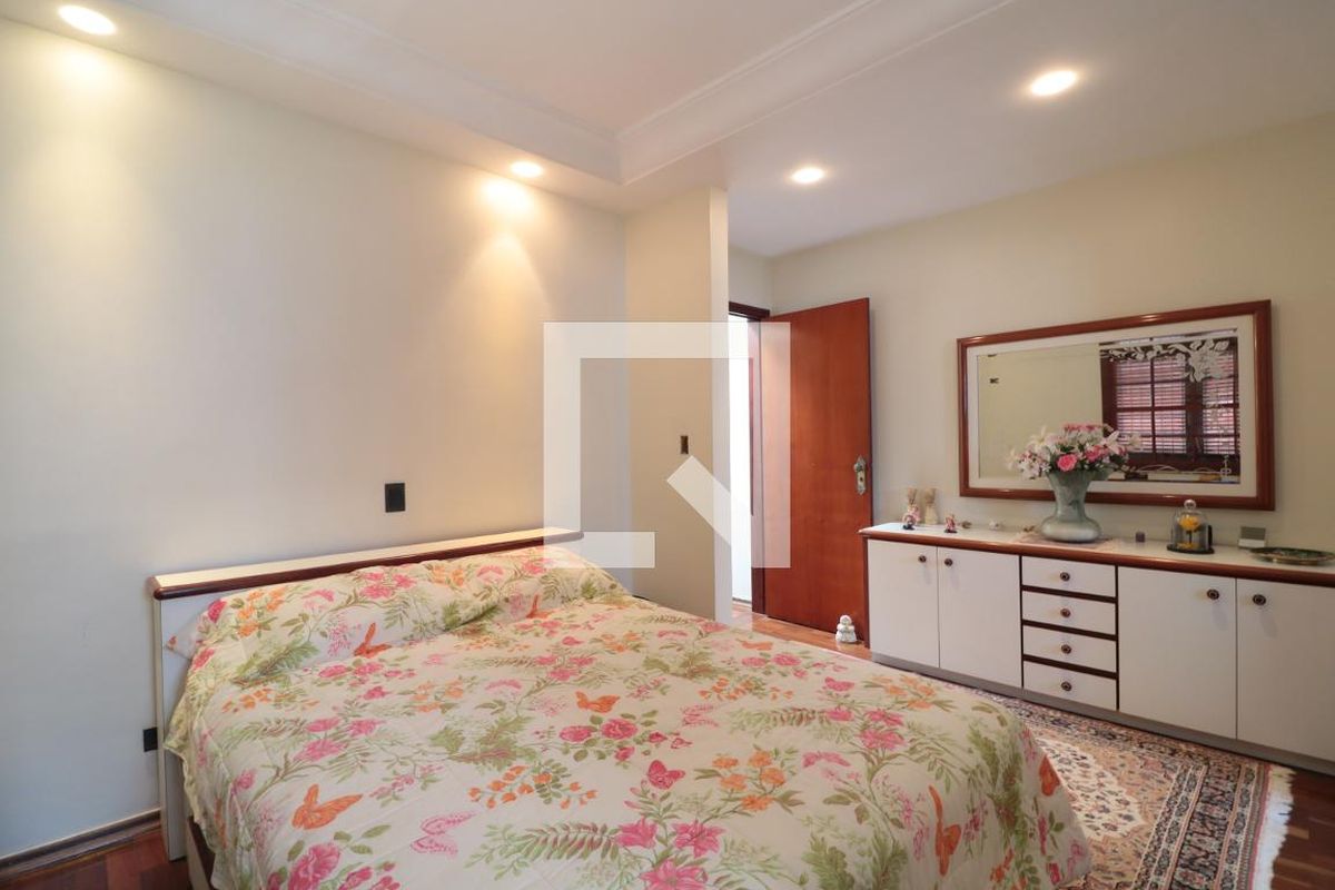 Casa, 5 quartos, 255 m² - Foto 15