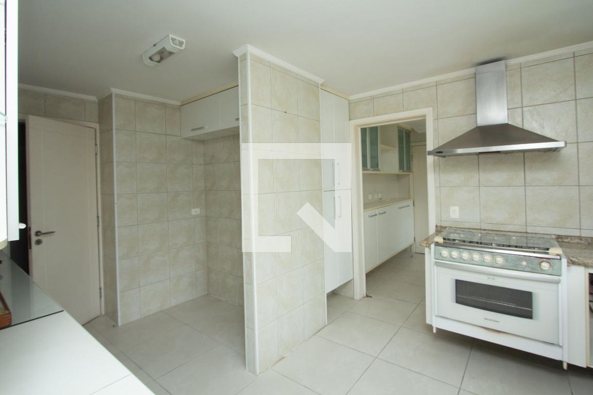 Apartamento, 3 quartos, 210 m² - Foto 53