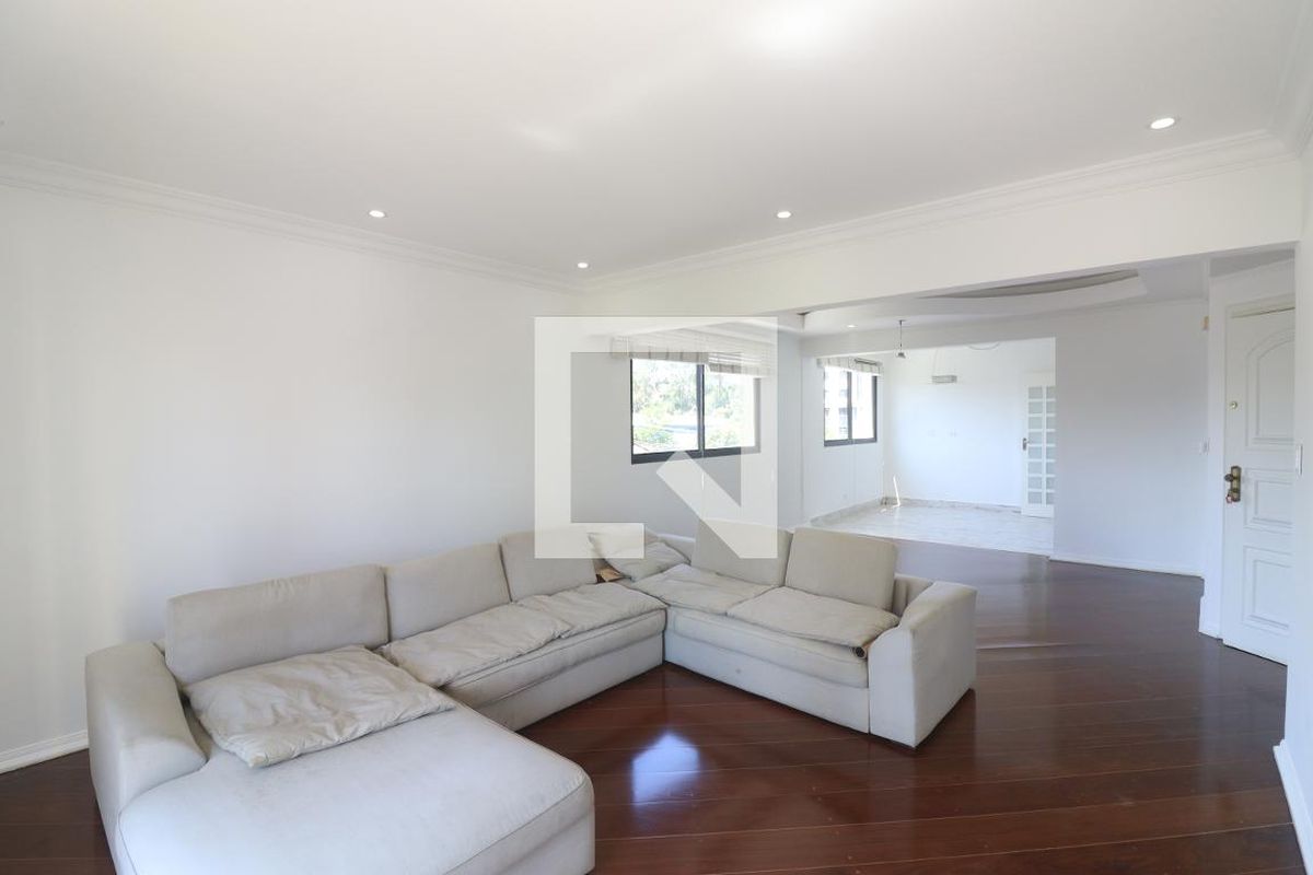 Apartamento, 3 quartos, 140 m² - Foto 2