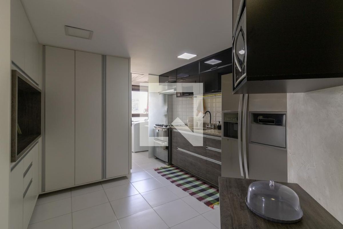 Cobertura, 4 quartos, 240 m² - Foto 210