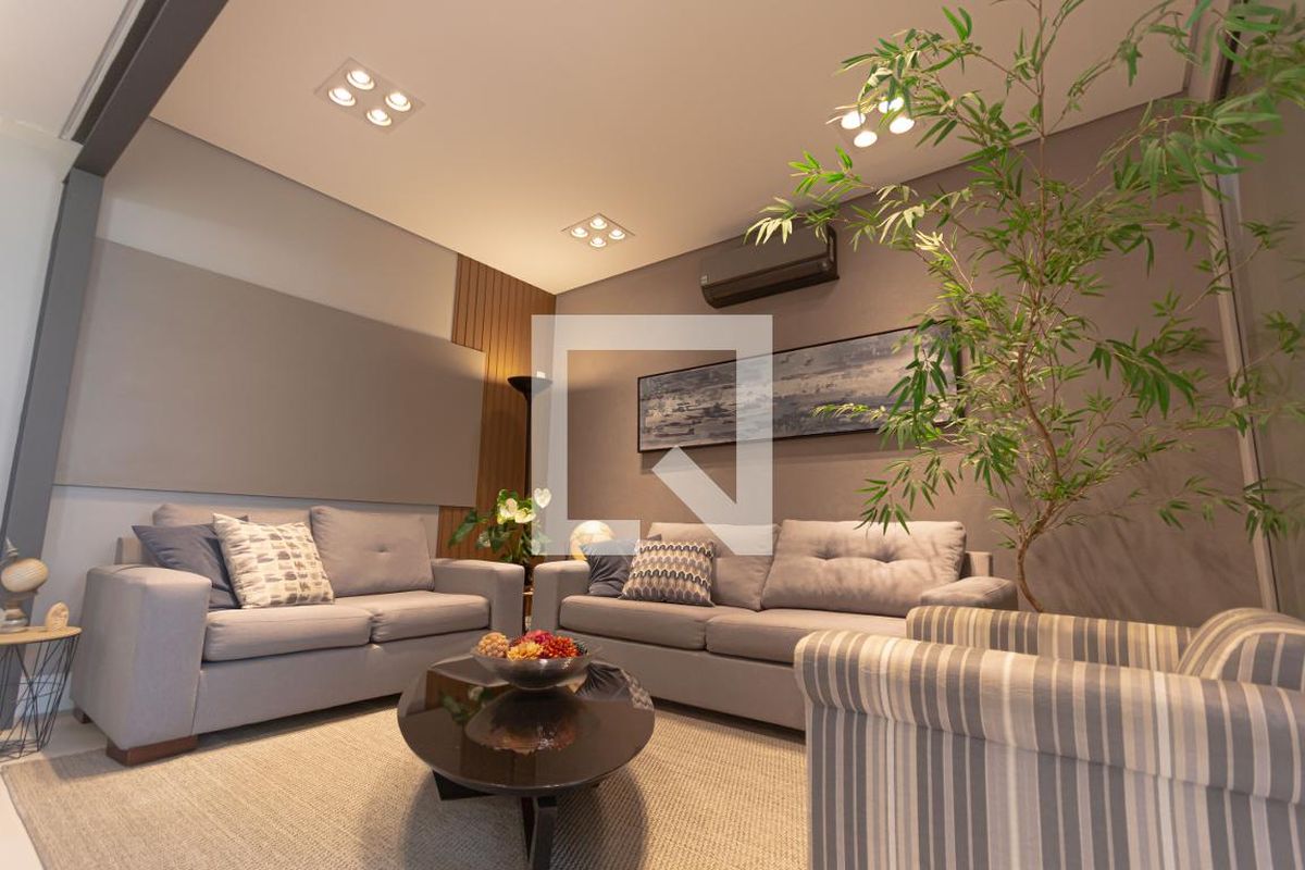 Casa à Venda - Mansões Santo Antônio, 3 Quartos,  154 m2 em , Campinas - sp | SoloBR