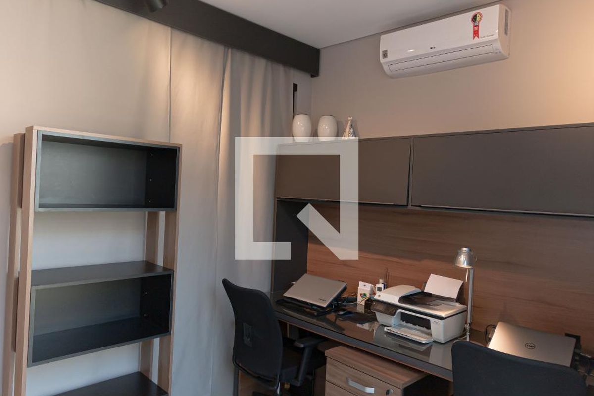 Casa à Venda - Mansões Santo Antônio, 3 Quartos,  154 m2 em , Campinas - sp | SoloBR