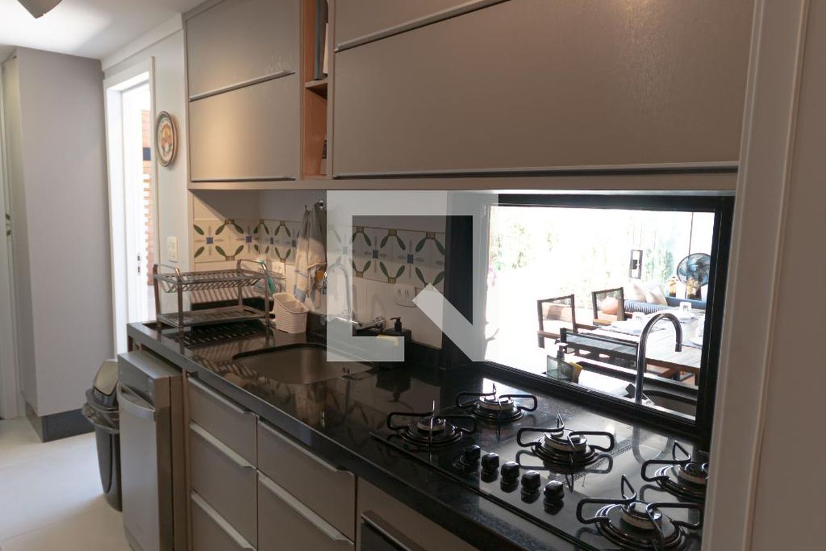 Casa à Venda - Mansões Santo Antônio, 3 Quartos,  154 m2 em , Campinas - sp | SoloBR