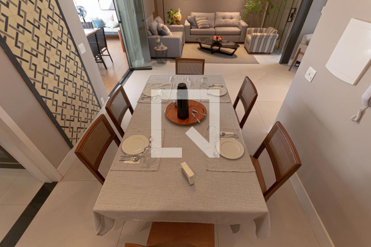 Casa à Venda - Mansões Santo Antônio, 3 Quartos,  154 m2 em , Campinas - sp | SoloBR