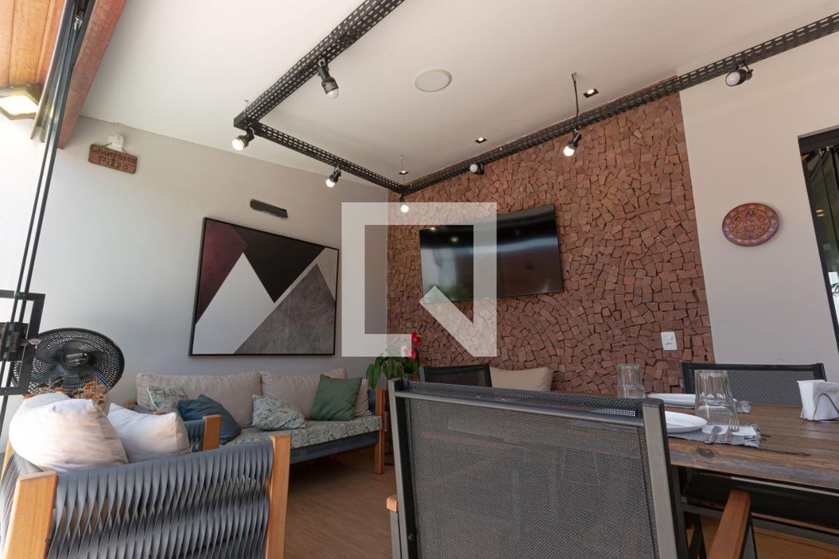 Casa à Venda - Mansões Santo Antônio, 3 Quartos,  154 m2 em , Campinas - sp | SoloBR