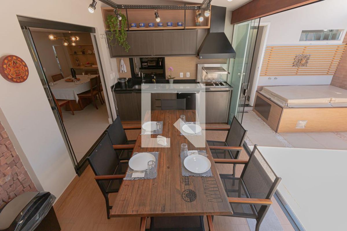 Casa à Venda - Mansões Santo Antônio, 3 Quartos,  154 m2 em , Campinas - sp | SoloBR