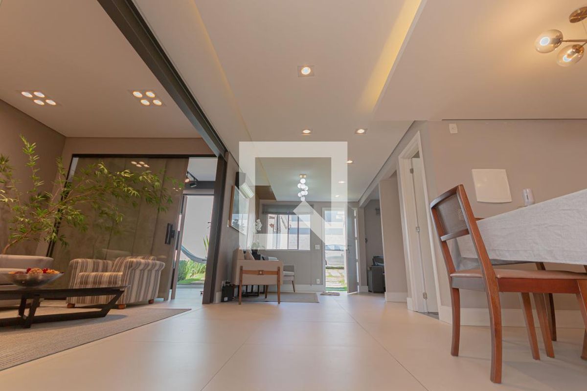 Casa à Venda - Mansões Santo Antônio, 3 Quartos,  154 m2 em , Campinas - sp | SoloBR