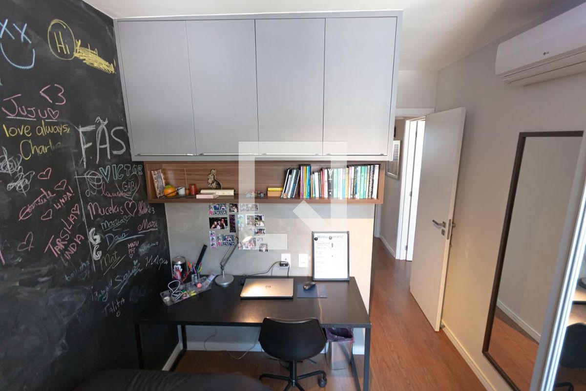 Casa à Venda - Mansões Santo Antônio, 3 Quartos,  154 m2 em , Campinas - sp | SoloBR