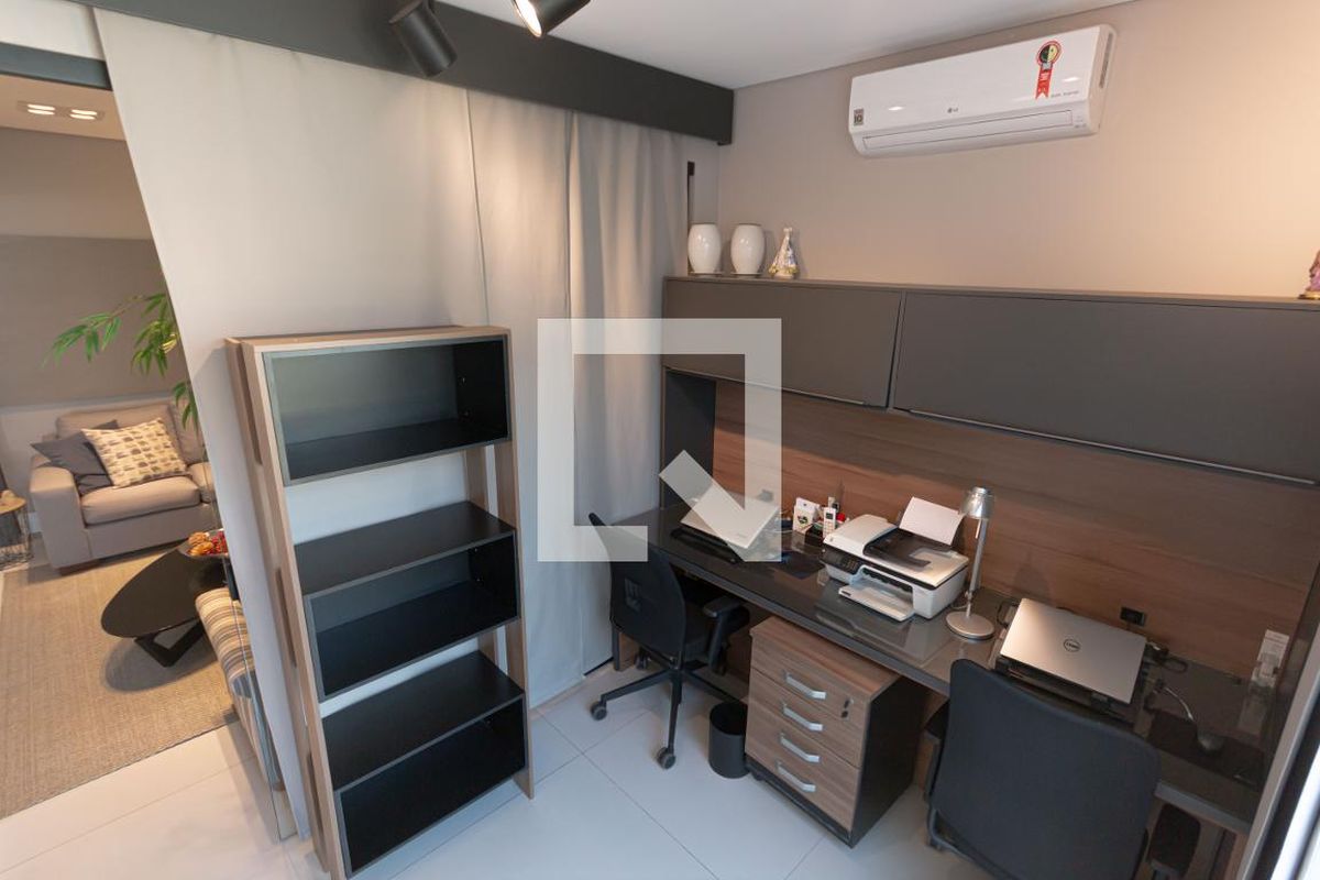 Casa à Venda - Mansões Santo Antônio, 3 Quartos,  154 m2 em , Campinas - sp | SoloBR