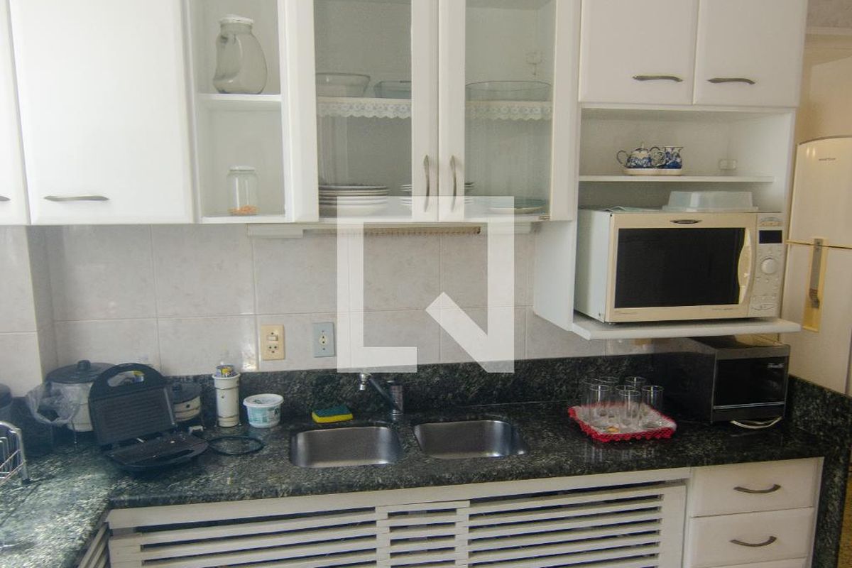 Apartamento, 3 quartos, 272 m² - Foto 122