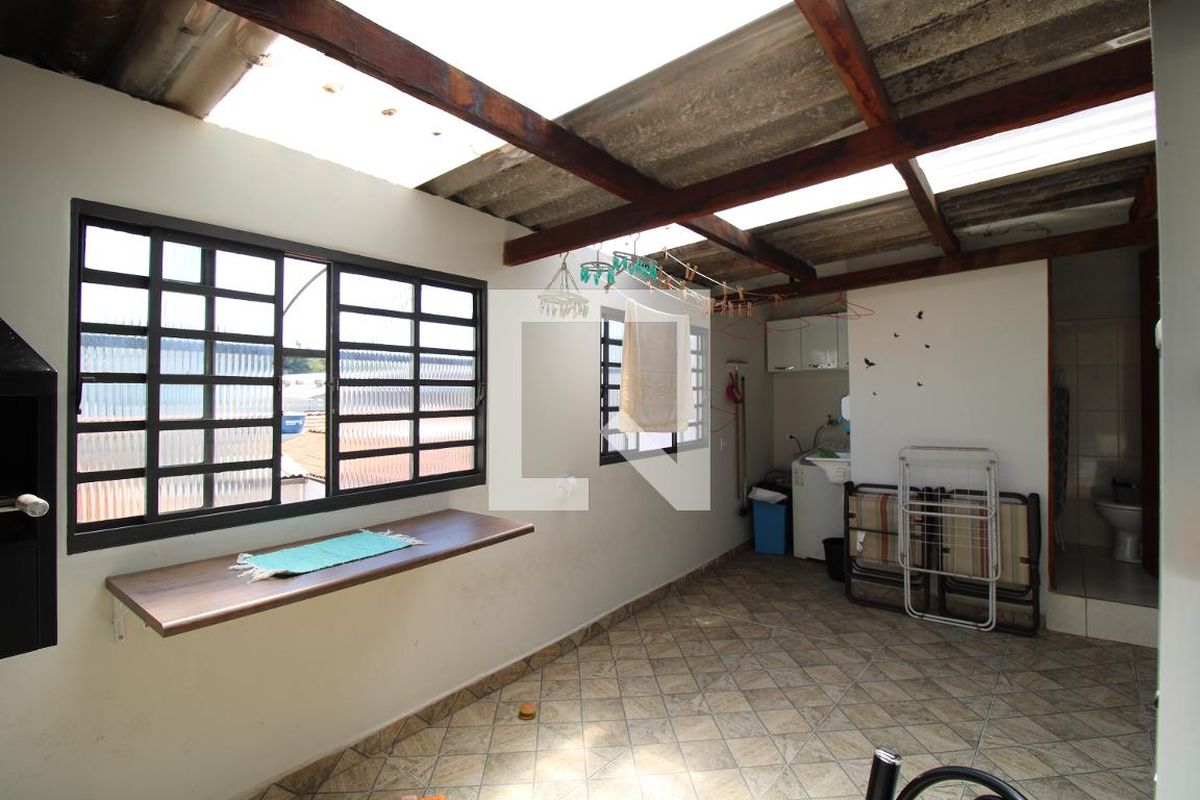 Casa, 5 quartos, 220 m² - Foto 36