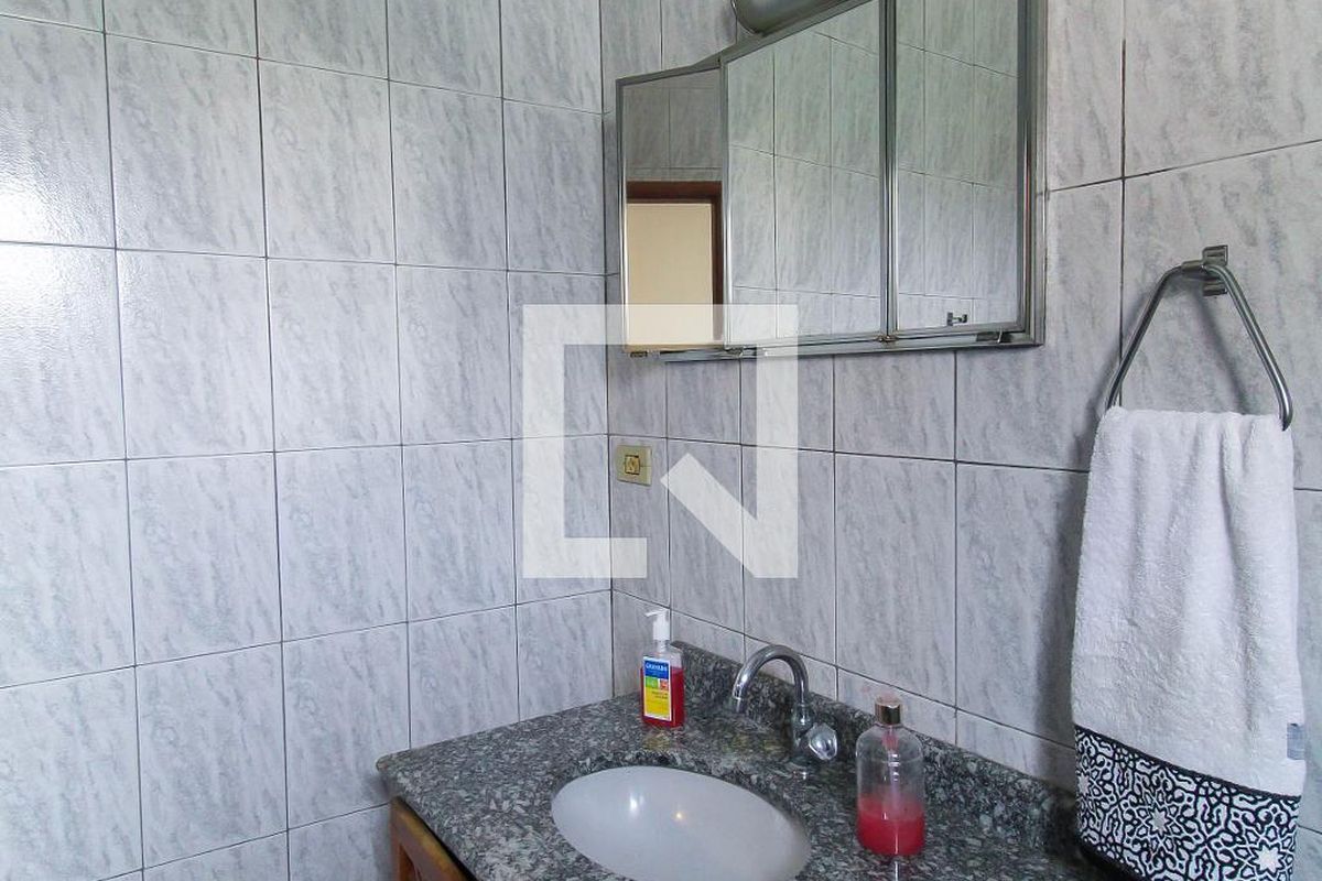 Casa, 4 quartos, 200 m² - Foto 42