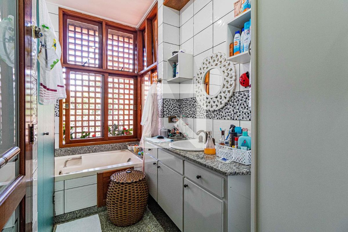 Casa, 4 quartos, 350 m² - Foto 76