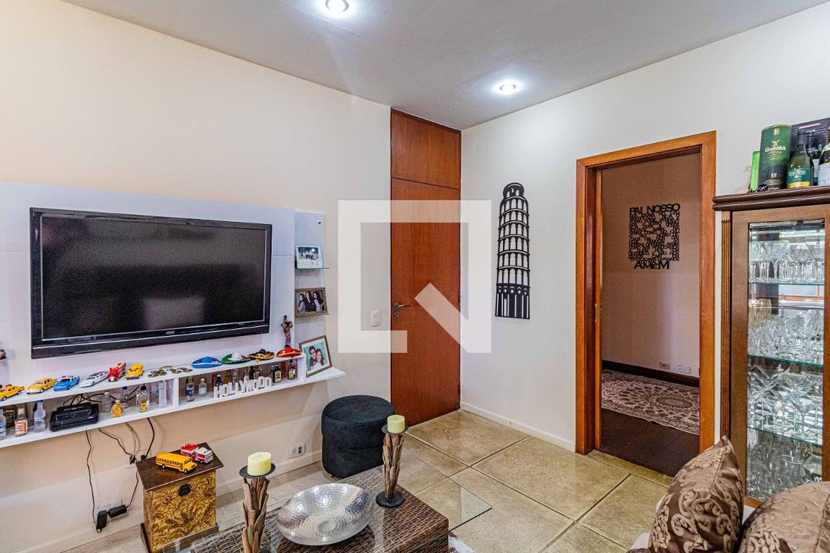 Casa, 4 quartos, 350 m² - Foto 42