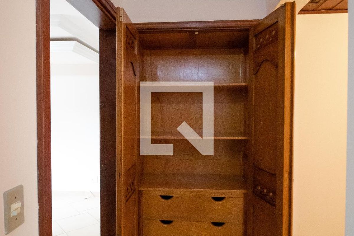 Apartamento à Venda - Cambuí, 3 Quartos,  140 m2 em , Campinas - sp | SoloBR