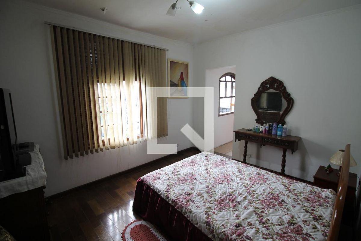 Casa, 3 quartos, 310 m² - Foto 8