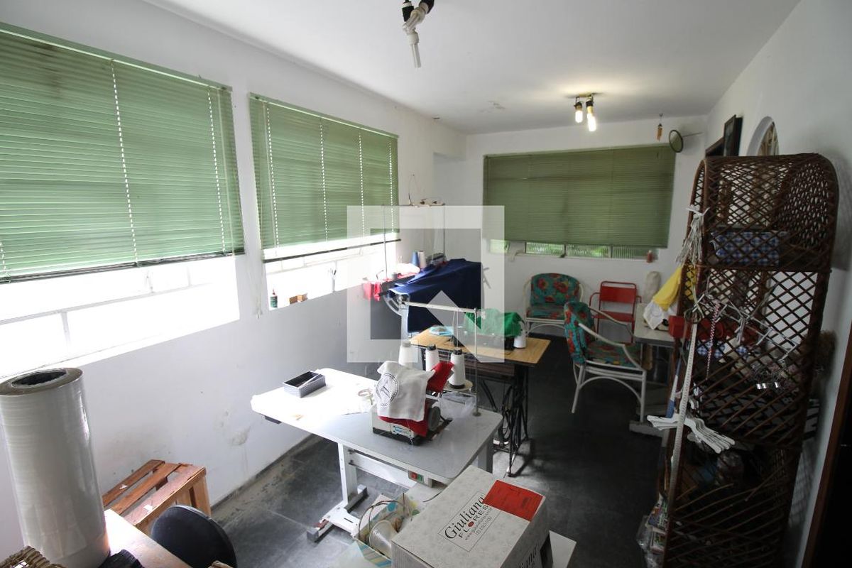 Casa, 3 quartos, 310 m² - Foto 47