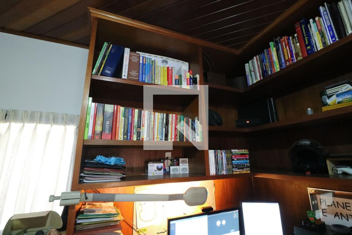 Casa, 3 quartos, 233 m² - Foto 30