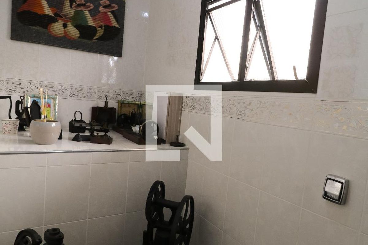Casa, 3 quartos, 233 m² - Foto 32