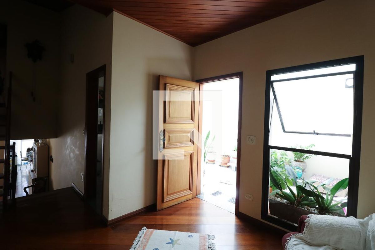 Casa, 3 quartos, 233 m² - Foto 6