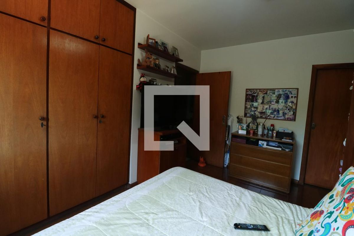 Casa, 3 quartos, 233 m² - Foto 78